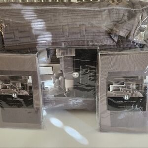 Rare To Find Hotel Collection Gray Bedding Set